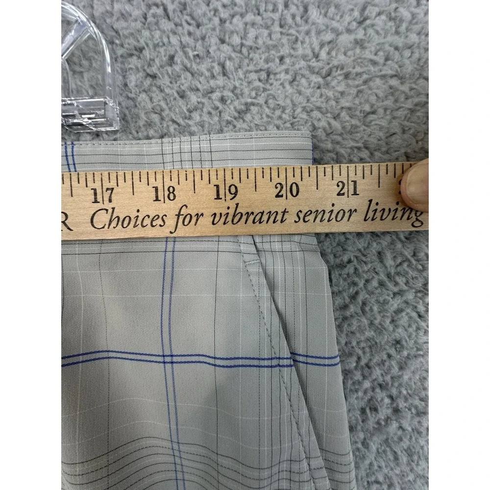 Nike Golf Shorts Mens 40 Gray Blue Plaid Chinos Stretch Performance 12